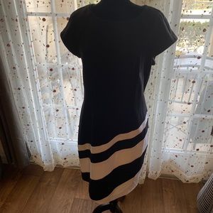 Women Studio 1 Black /White Dress. Size 12